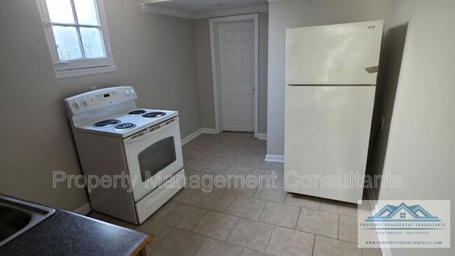 Photo - 727 N Sherrod Ave