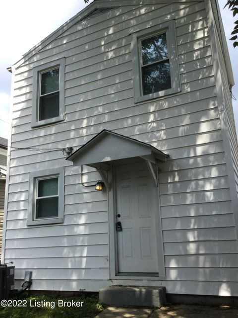 Photo - 572 Lilly Ave