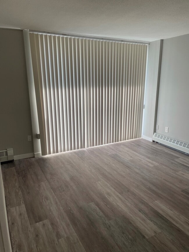 Photo - Regency Towers