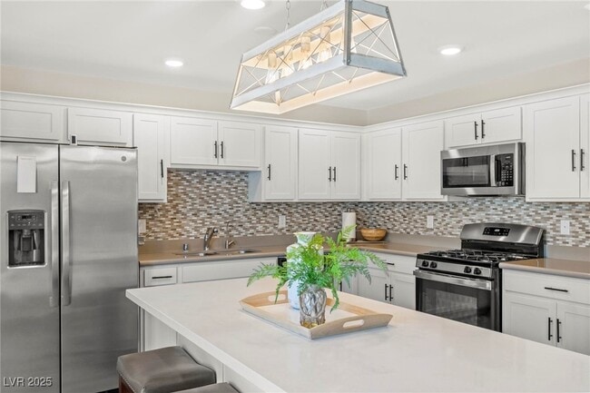 Photo - 302 Quail Dove Ave