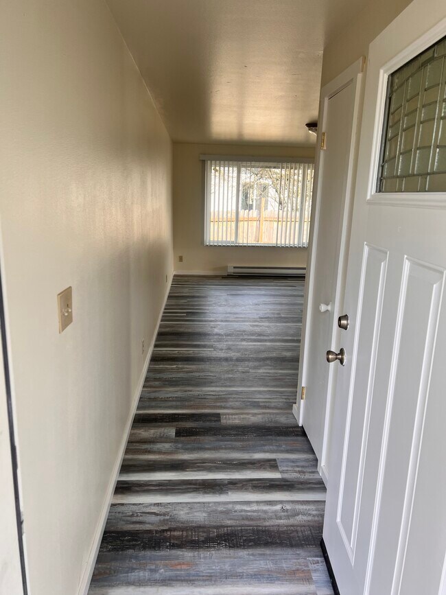 Photo - 530 Front St Unidad 2