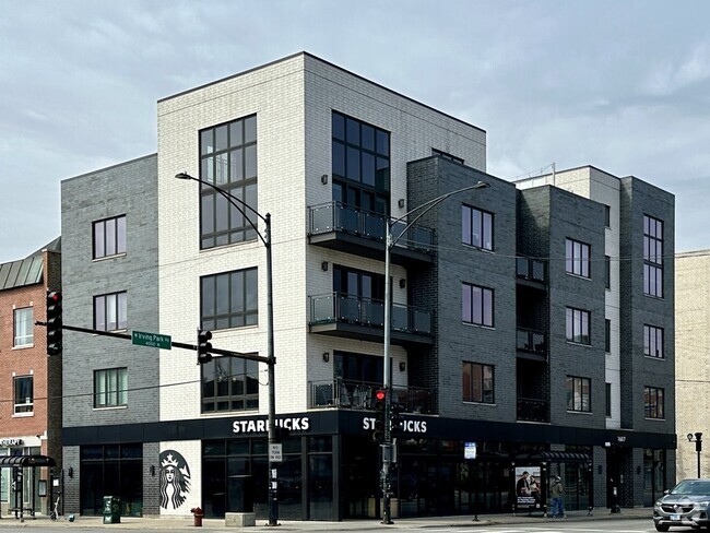 Building Photo - 1607 W Irving Park Rd Unit J07P Rental