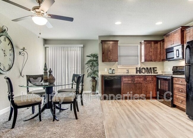 Photo - 10501 Clubhouse Dr