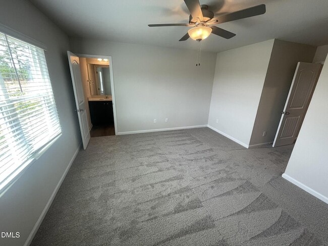 Photo - 1100 Peony Ln