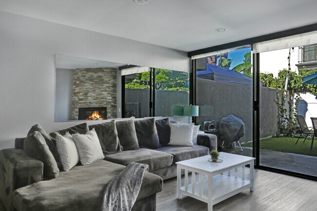 Photo - 3054 Rue D’Orleans