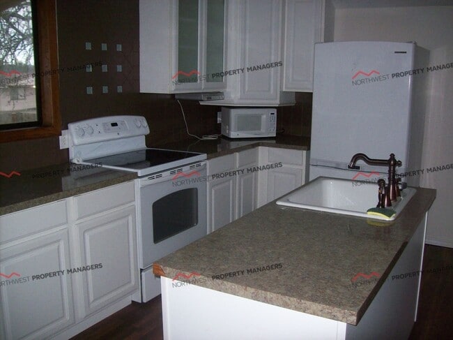 Photo - STATUS: *RENTED*   | R163A | $1895  NO SHOWINGS UNTIL AFTER 11/20/2025