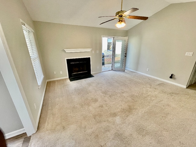 Photo - 1651 Kara Ct