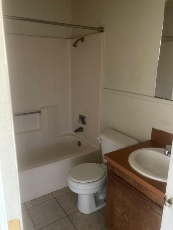 Photo - 505 Hackberry St