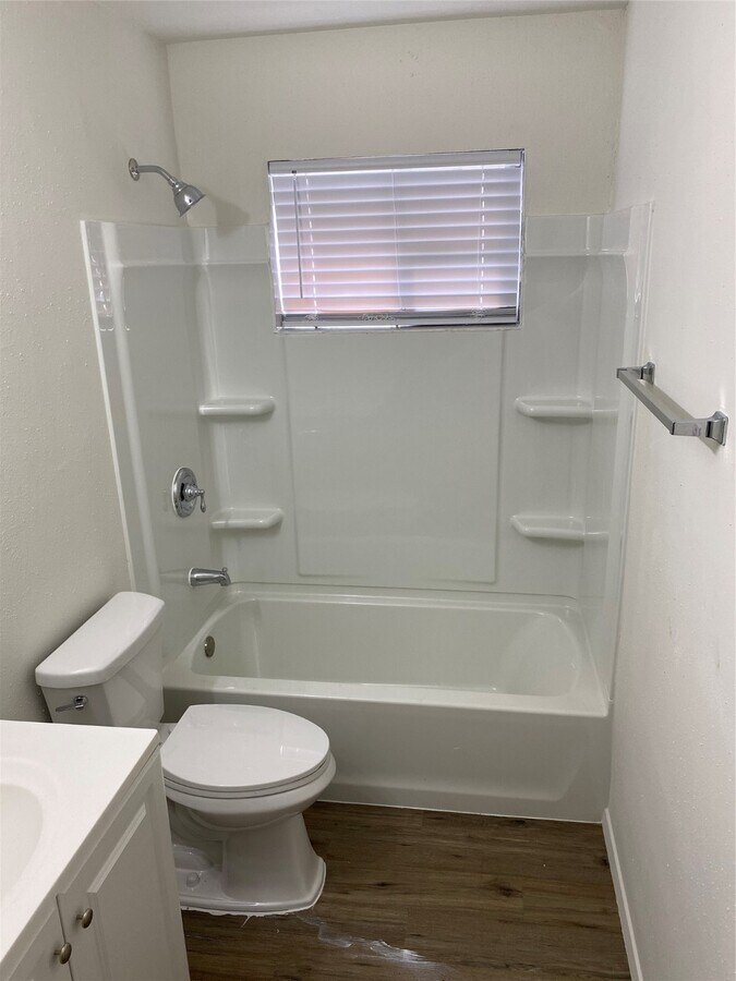 Photo - 5623 Maywood Dr