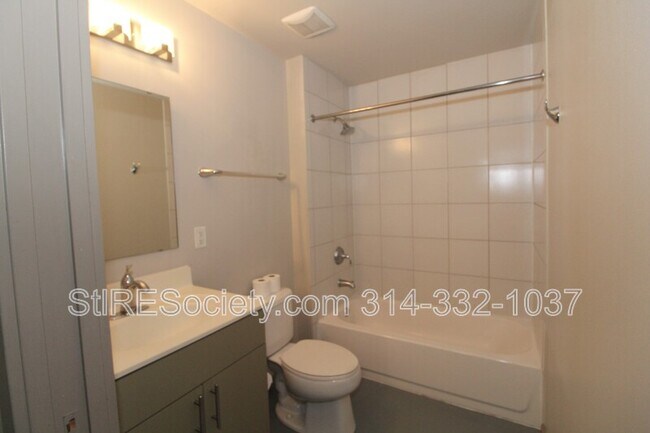 8125 Michigan Ave Unit 404