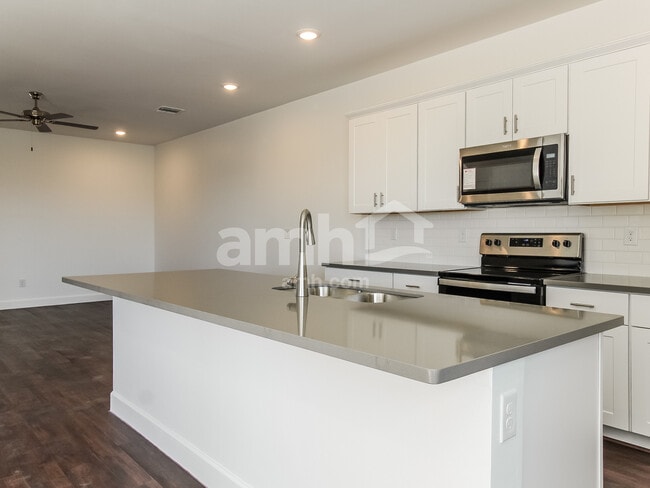 Photo - 6151 Calle Bilboa