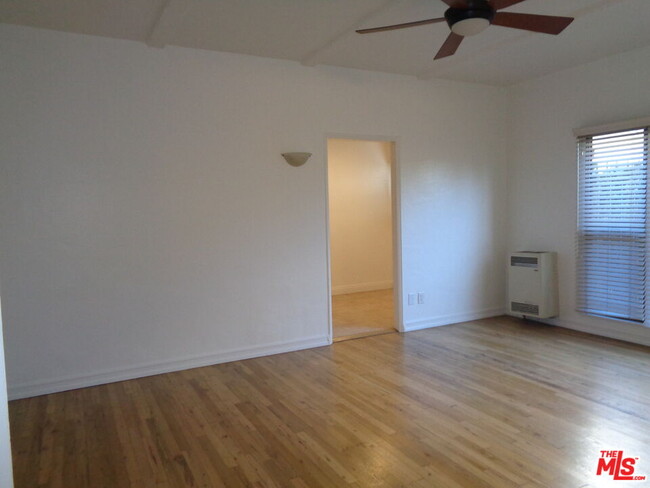 1266 S Citrus Ave Apartment - Los Angeles, CA | ForRent.com