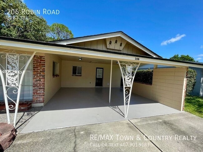 Photo - 206 Robin Rd