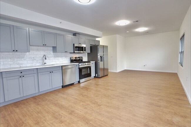 Photo - 143 Zabriskie St Unit D