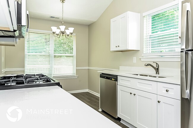 Photo - 350 Summer Hill Cir