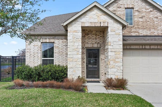 Photo - 2405 Arbor Edge Crossing