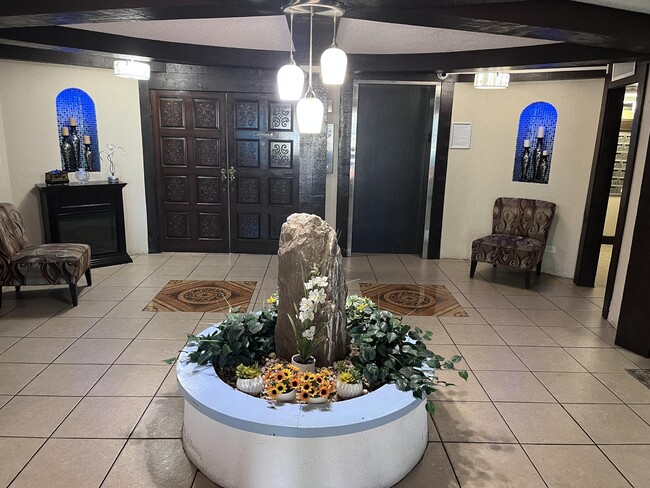 Photo - 3720 Inverrary Dr Unit 3y