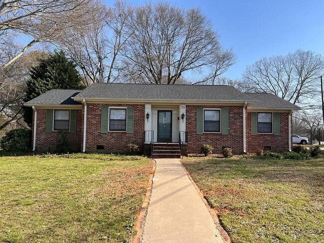 Building Photo - 102 Woodcliff Ct