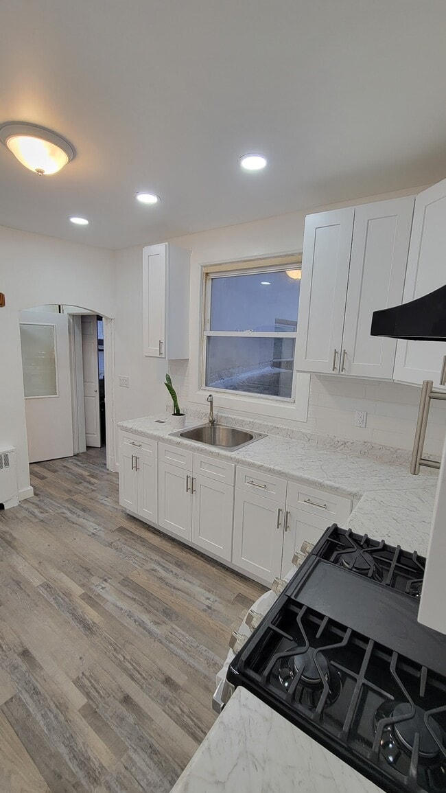 Photo - 7411 Park Ave Unidad 1