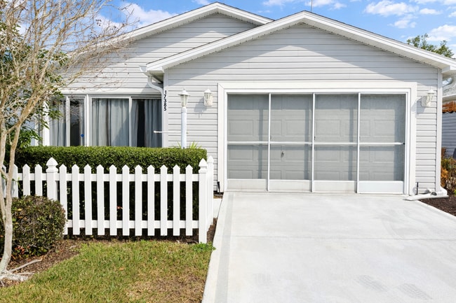 Building Photo - Rental in The Villages