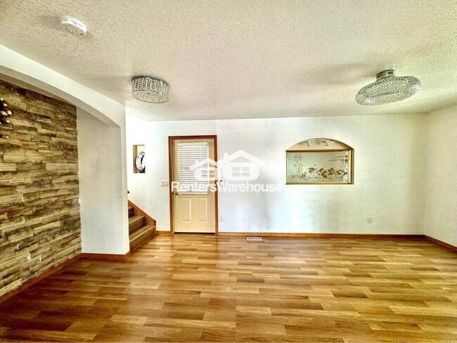 Photo - 1435 University Ave