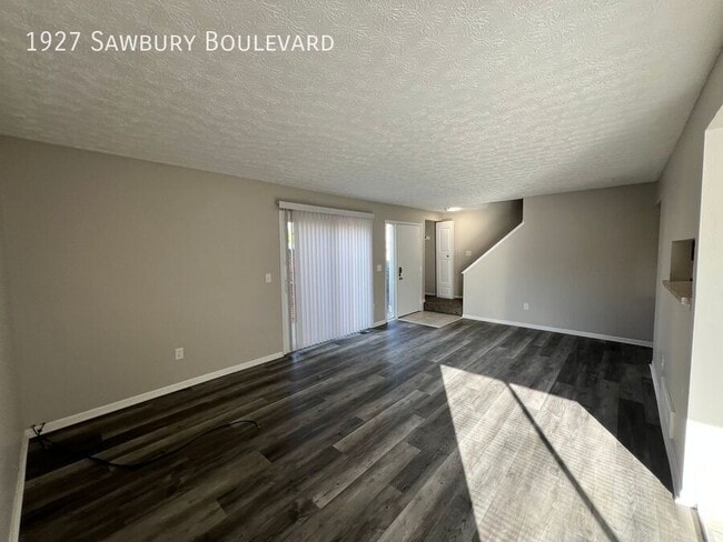 Photo - 1927 Sawbury Blvd