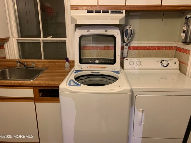 Photo - 19 Webb Ave Unidad 2