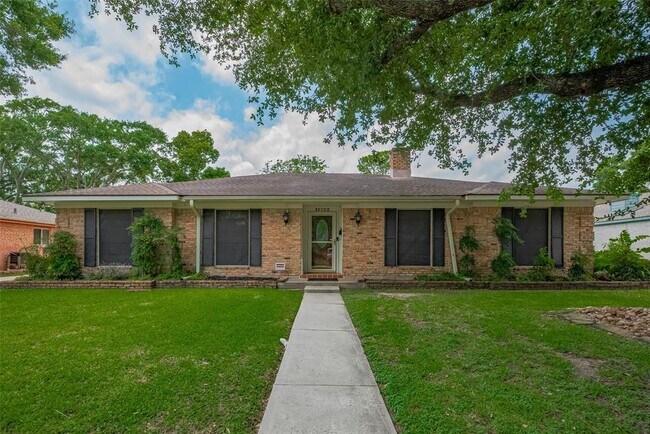 Photo - 15222 Torry Pines Rd House