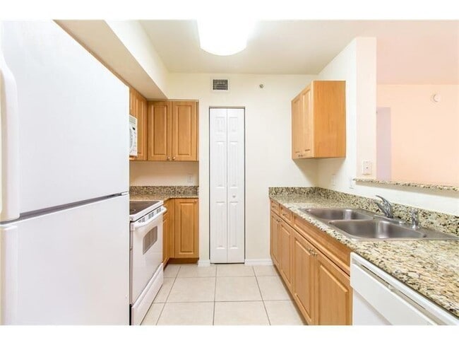 Photo - 6760 Heritage Unit 6103