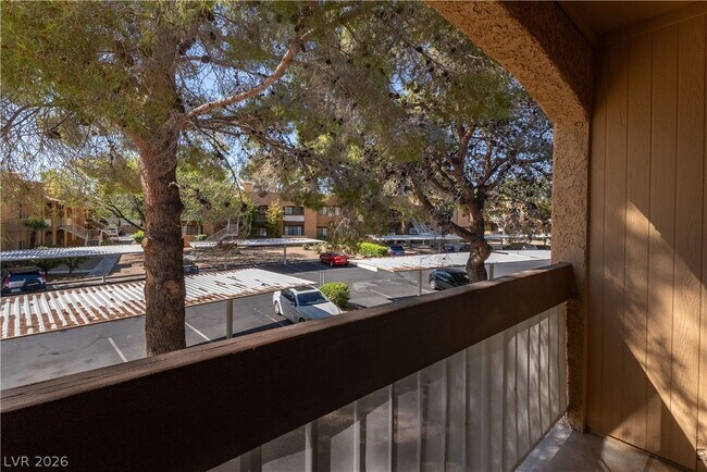 Photo - 5158 S Jones Blvd Unit 203