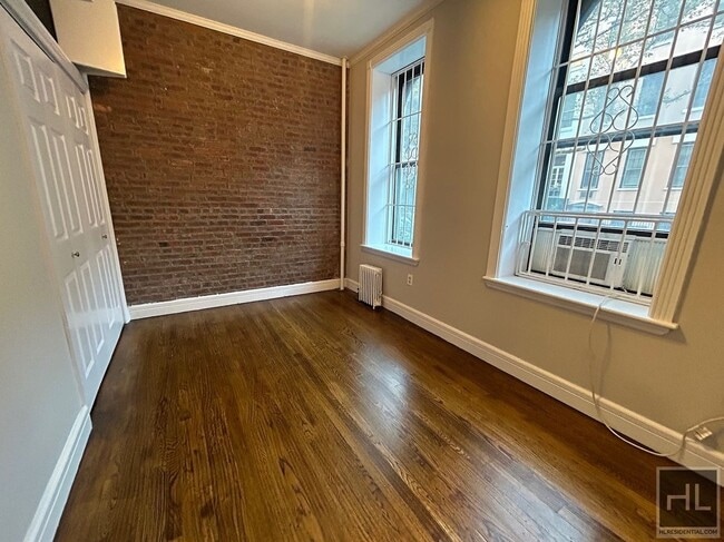 Photo - East 18th Street Unidad A2