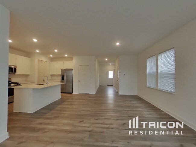 Photo - 11437 Hartwell St