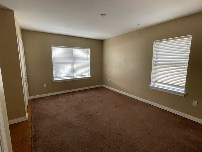 Photo - 1600 Church Rd Unit B211