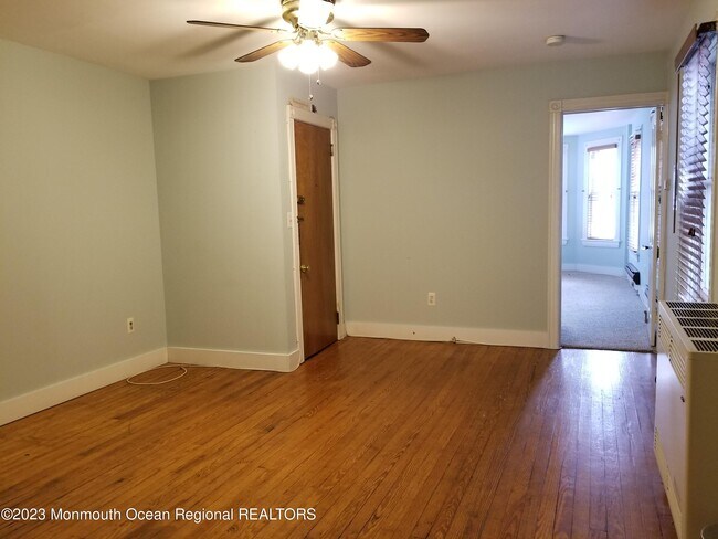 Photo - 23 Abbott Ave