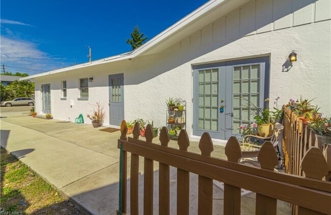 Photo - 1358 Highlands Dr Unit B2