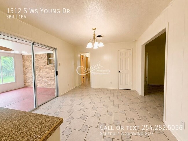 Photo - 1512 S W S Young Dr