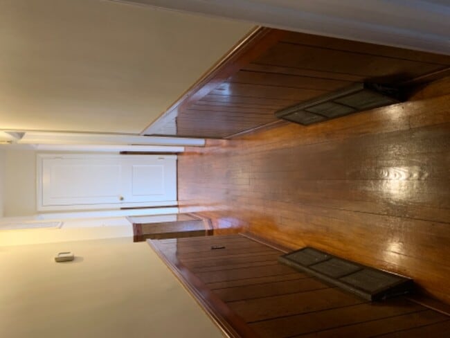 Photo - 14201 Harrowgate Rd