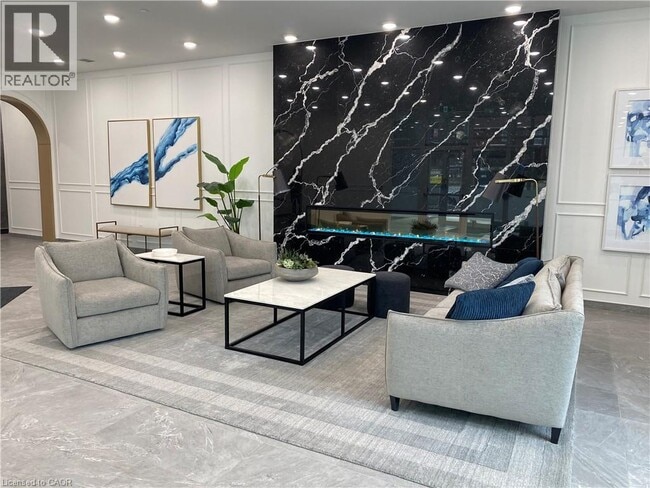 Photo - 71 Wyndham St S Unité 710