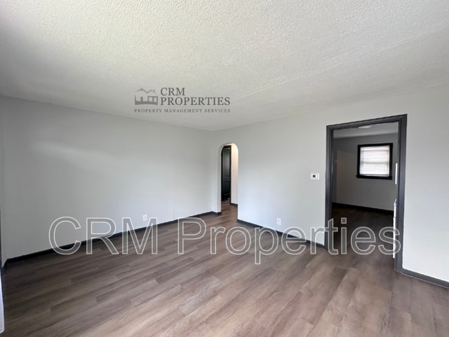 Photo - 1034 E Elm St