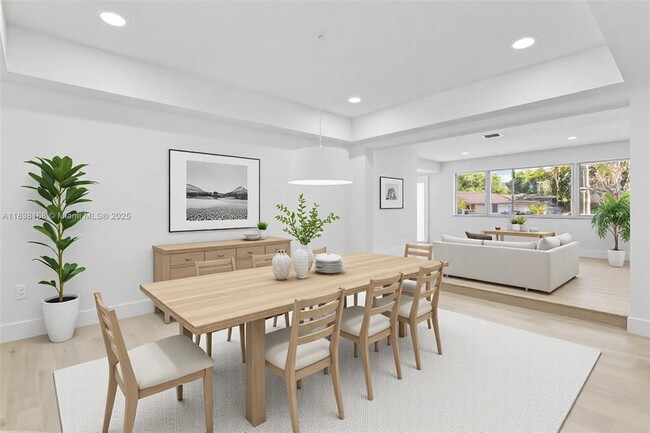 Photo - 5401 Fillmore St