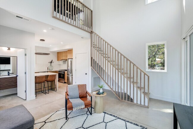 2159 Mayview Rd Unit B 1/2
