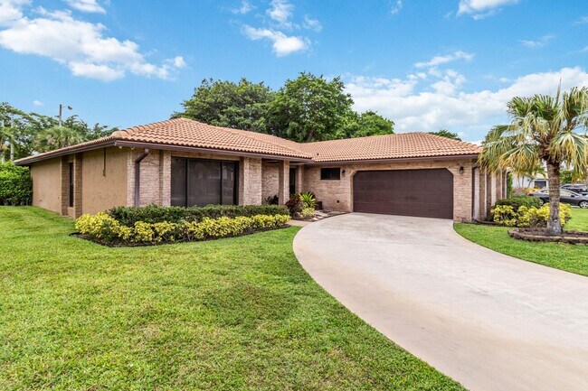 Photo - 21920 Holly Tree Way
