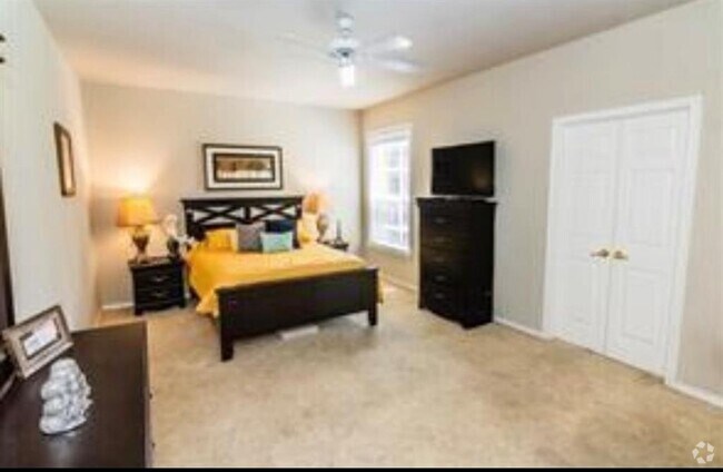 Building Photo - 2400 McCue Rd Unit 337 Rental
