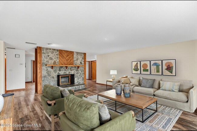 Photo - 1387 Gleneagles Ct