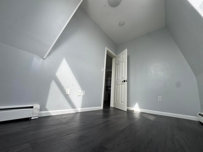 Photo - 720 27th St Unit 4