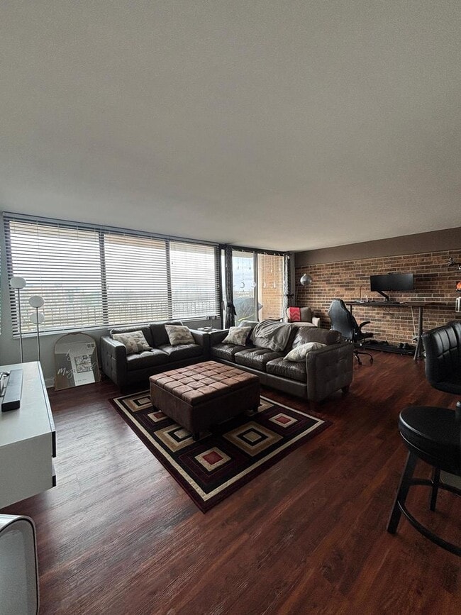 Building Photo - 101 Bar Harbour Rd