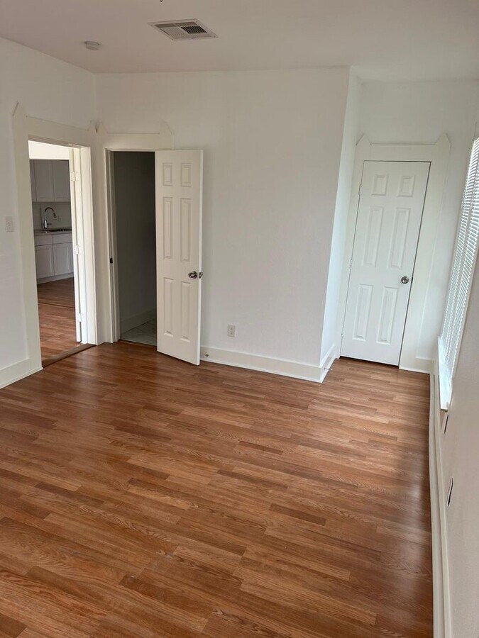 Photo - 1030 Sherman St