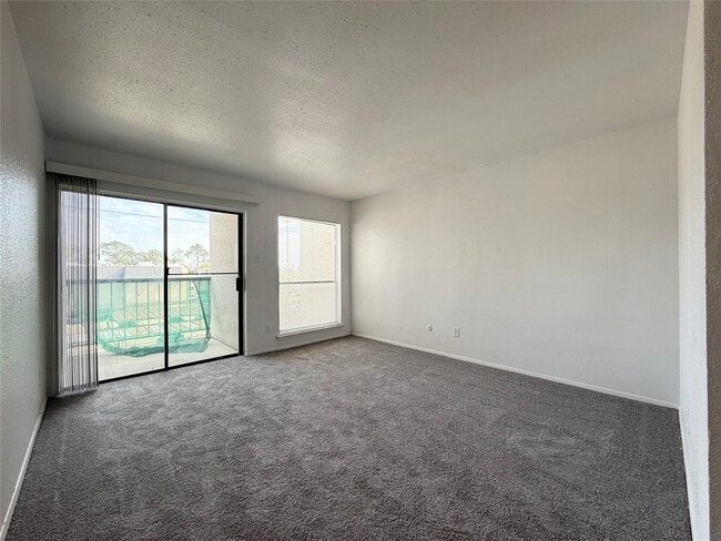 Photo - 2822 S Bartell Dr Unit 38