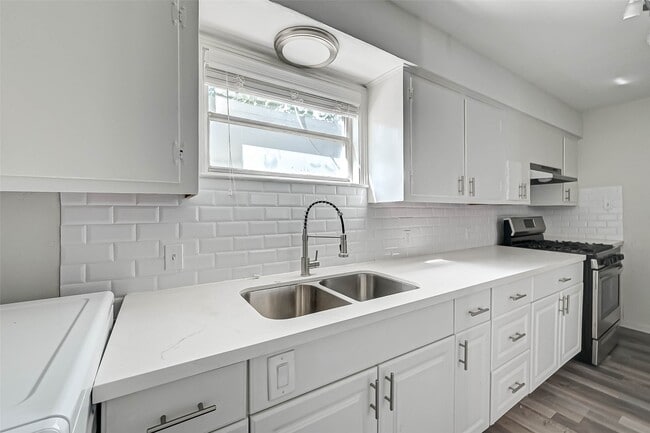 Photo - 2420 McDuffie St Unit 1A