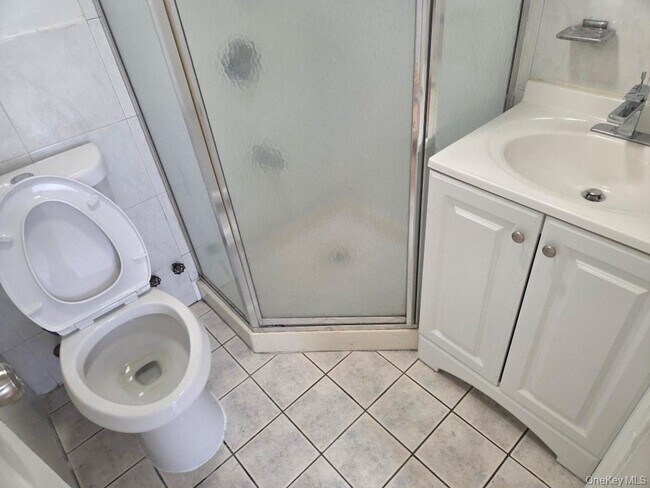 Photo - 31-03 Linden Pl Unit 2